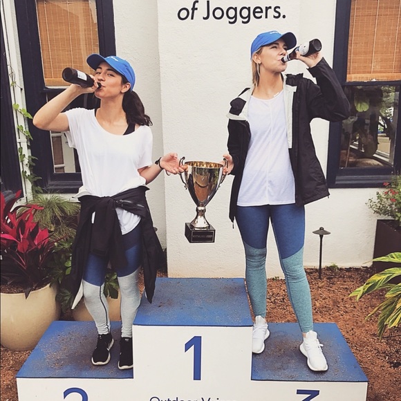 Meet your Posher, Jane - Picture 4 of 5